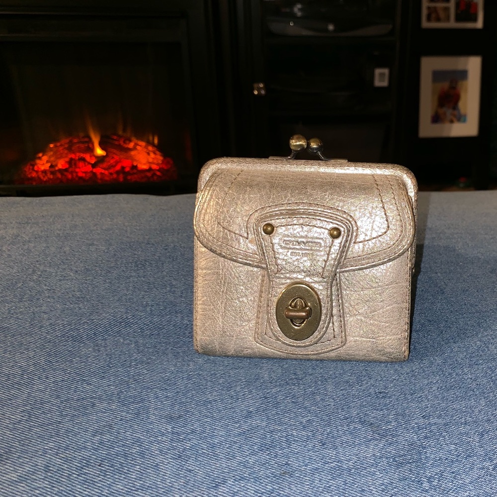 Coach Legacy Stripe Francine Wallet